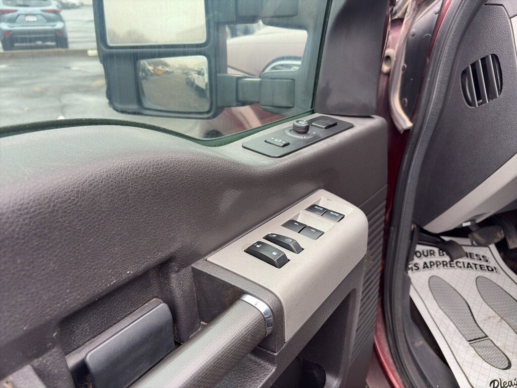Used 2015 Ford F350 Lariat w/ Lariat Ultimate Package AWD/4WD image 12