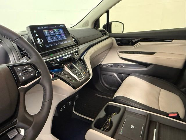 Used 2026 Honda Odyssey Elite image 24