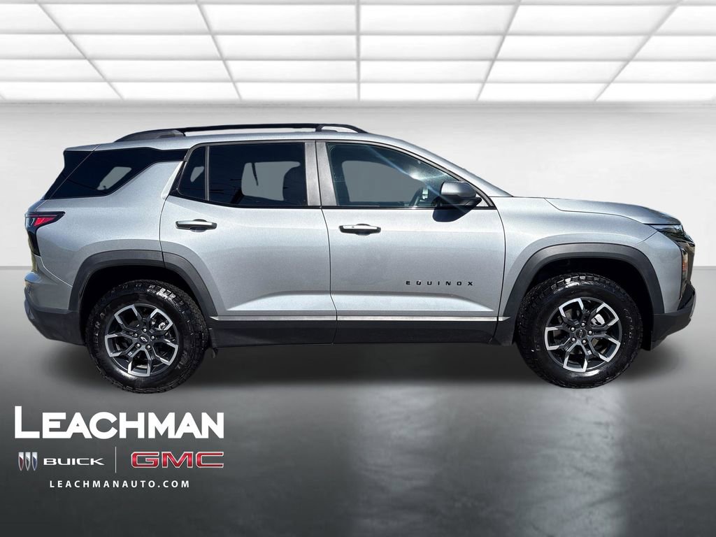 Certified 2026 Chevrolet Equinox ACTIV AWD/4WD image 2