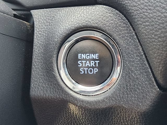 Used 2022 Toyota RAV4 XLE Premium FWD image 15
