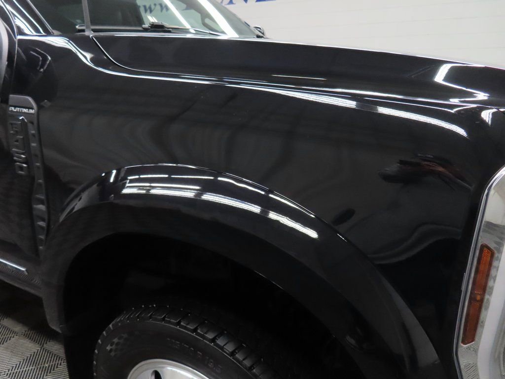 Used 2025 Ford F450 Platinum image 39