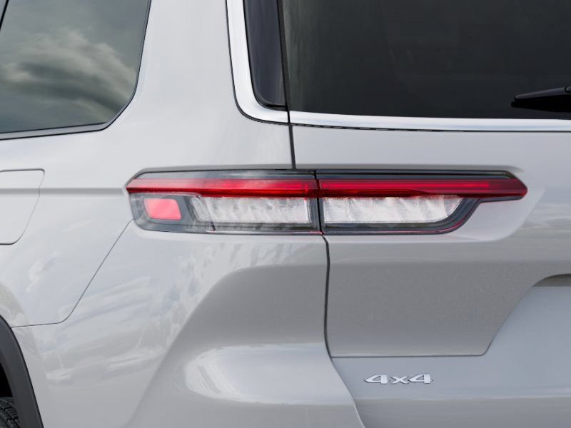 New 2026 Jeep Grand Cherokee L Laredo AWD/4WD image 9