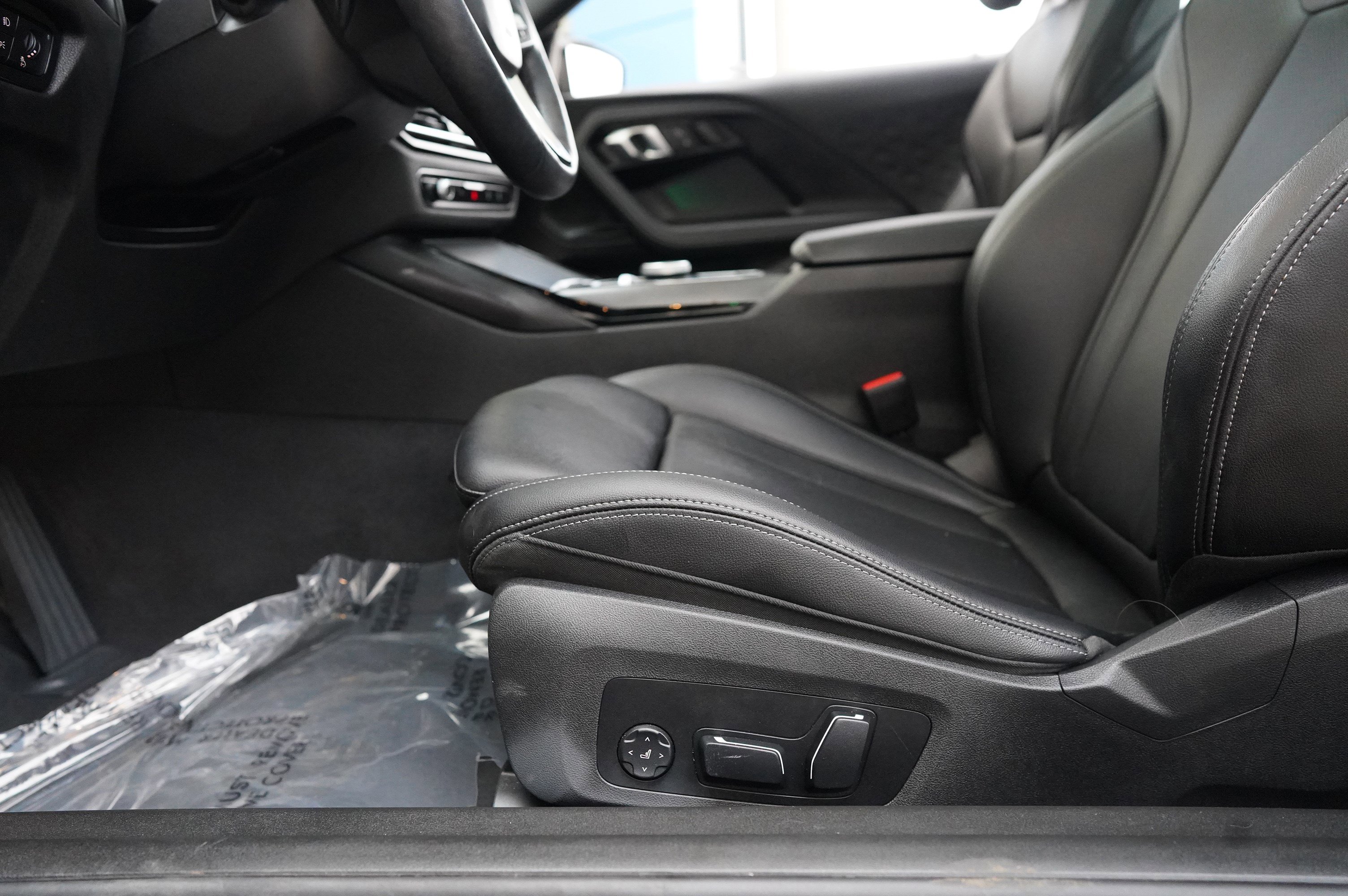 Used 2024 BMW 230i 230i w/ Premium Package image 12