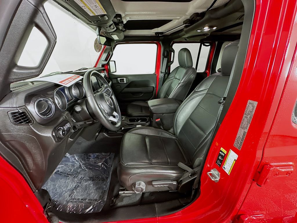 Certified 2022 Jeep Wrangler Unlimited Sahara image 32