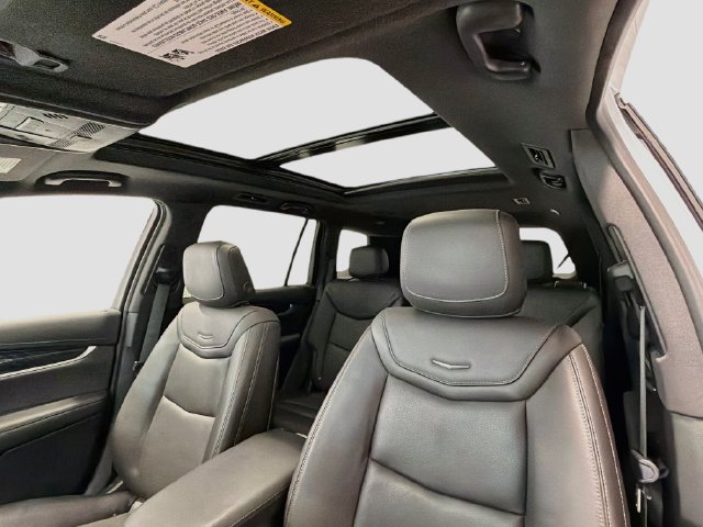 Certified 2024 Cadillac XT6 Premium Luxury w/ LPO, Floor Liner Package AWD/4WD image 20