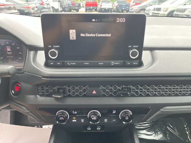 Used 2025 Honda Accord LX image 15