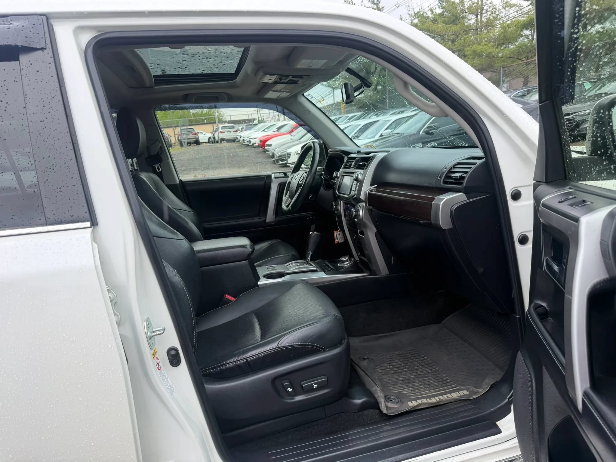 Used 2017 Toyota 4Runner Limited AWD/4WD image 25