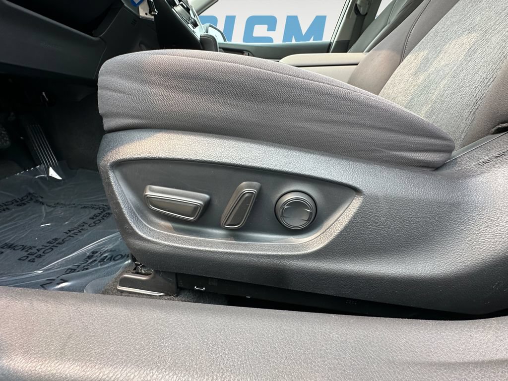 Used 2024 Toyota Camry LE FWD image 16