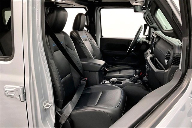 Used 2022 Jeep Wrangler Unlimited Rubicon 4xe w/ Cold Weather Group image 7