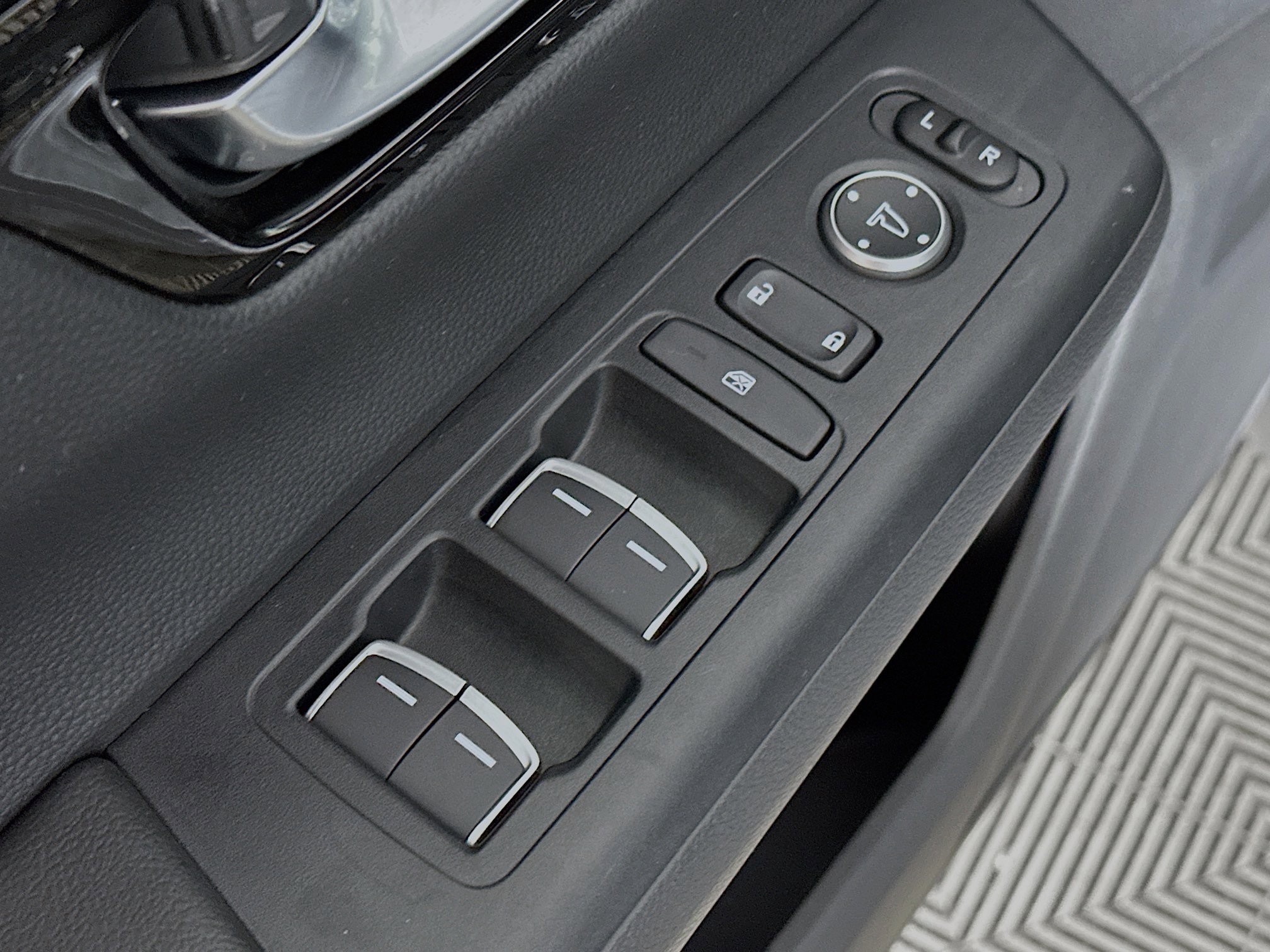 Used 2024 Honda CR-V Sport Touring image 18