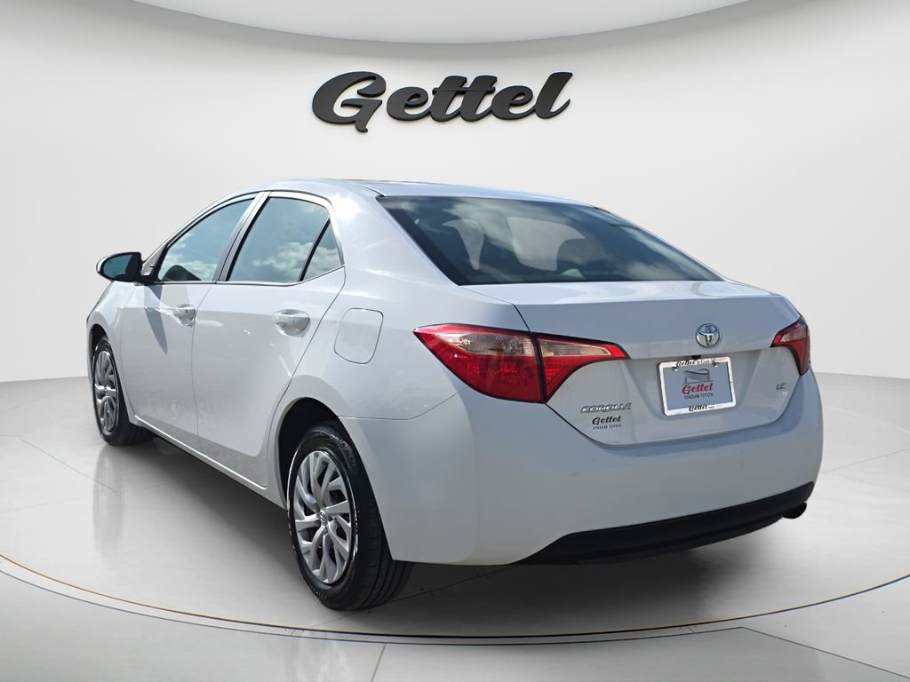 Used 2018 Toyota Corolla LE FWD image 7