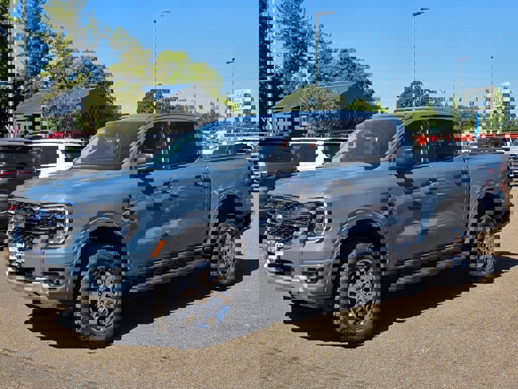 New 2025 Ford Ranger XLT w/ FX4 Off-Road Package