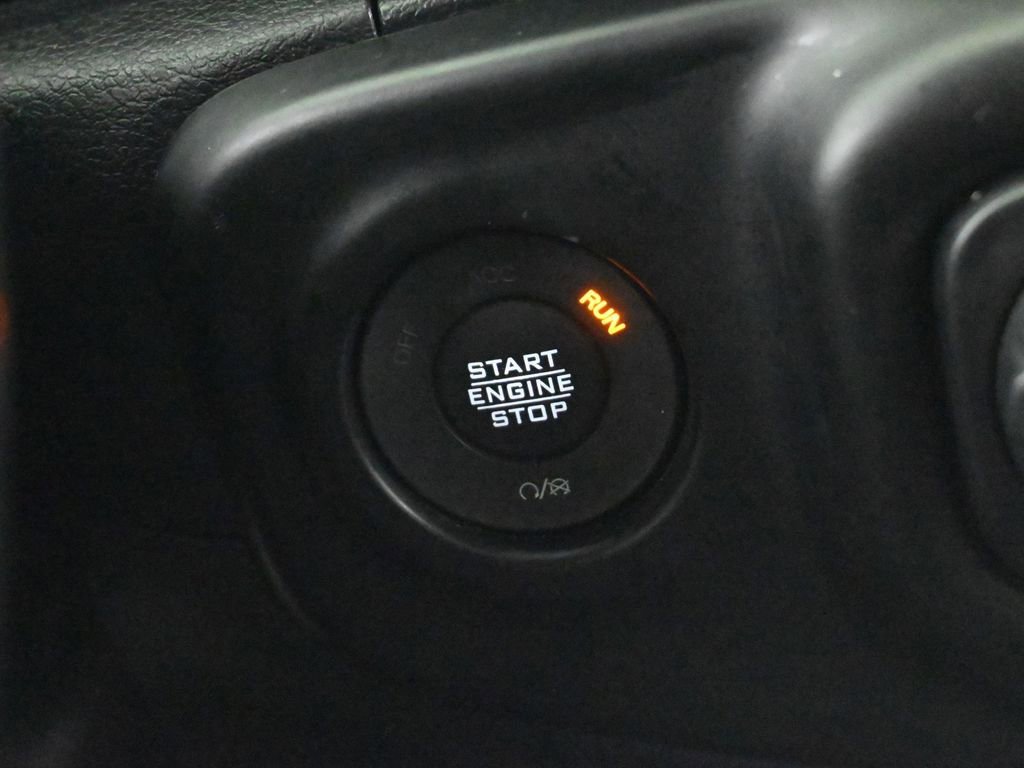 Used 2022 Jeep Wrangler Unlimited Sport AWD/4WD image 38