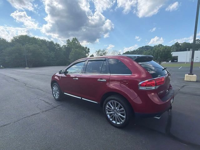 Used 2013 Lincoln MKX AWD image 6