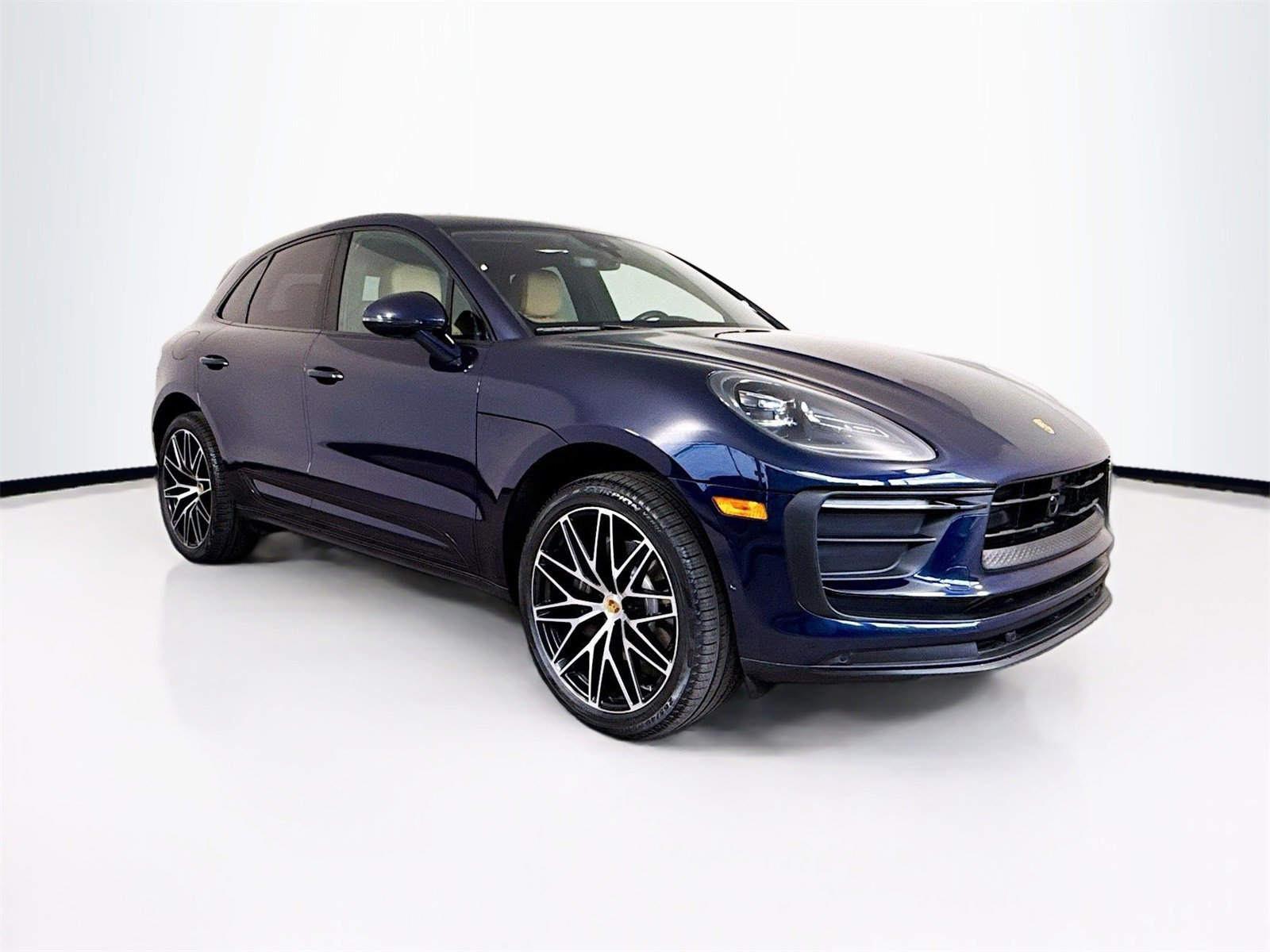 Used 2022 Porsche Macan image 7