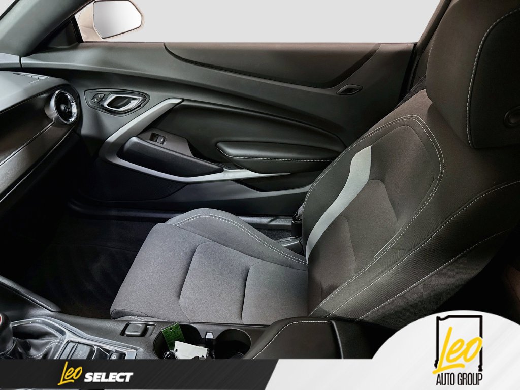 Used 2017 Chevrolet Camaro SS RWD image 25