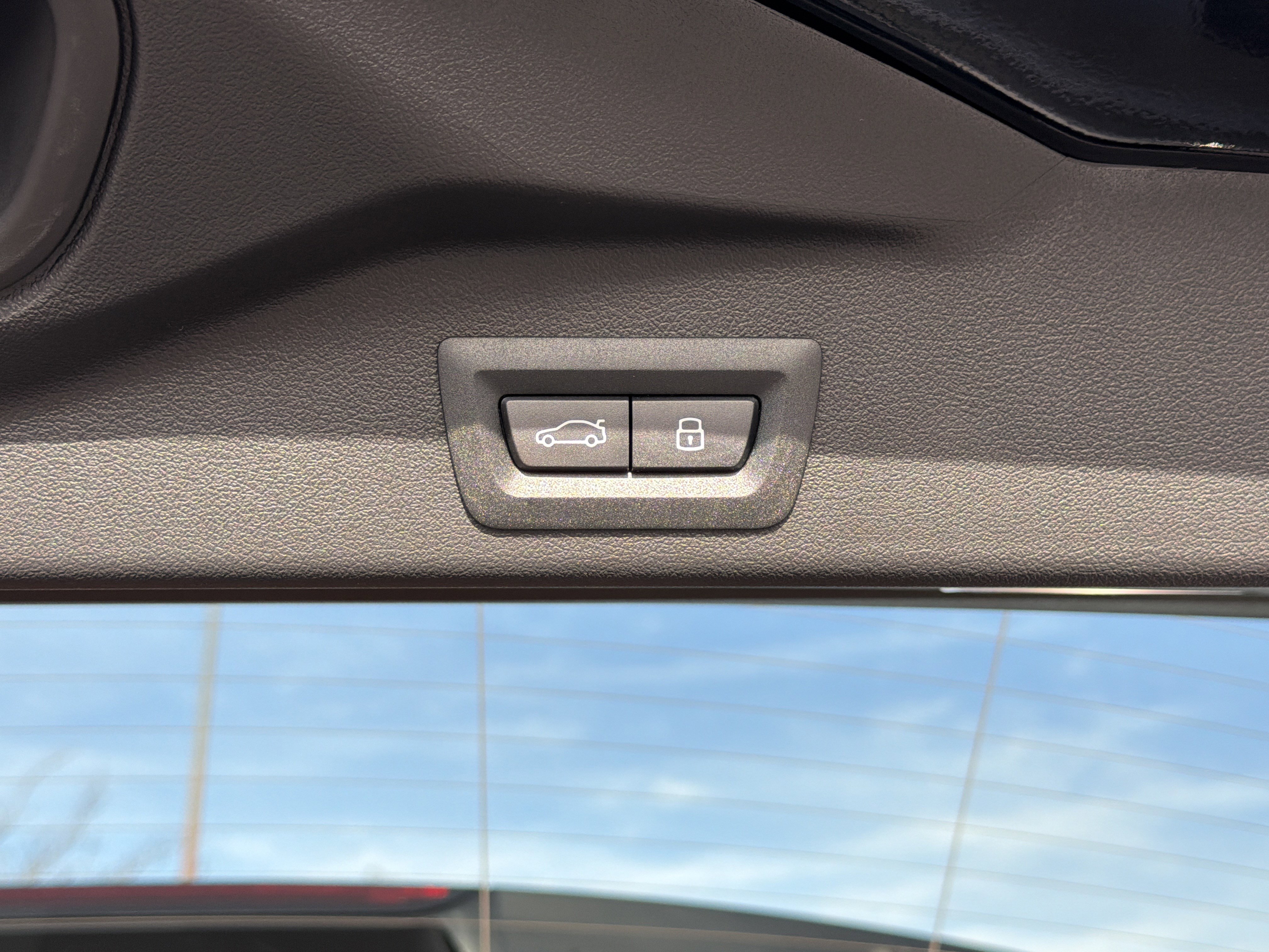 New 2026 BMW X5 sDrive40i w/ M Sport Package image 28