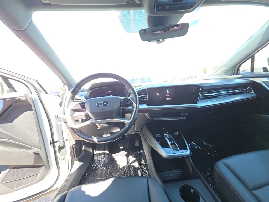 Used 2024 Audi Q4 e-tron Premium Plus w/ Premium Plus AWD/4WD image 12