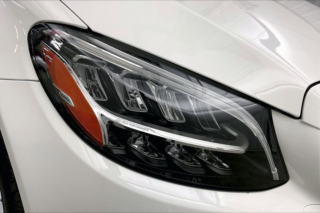 Used 2019 Mercedes-Benz C 300 4MATIC Sedan image 29