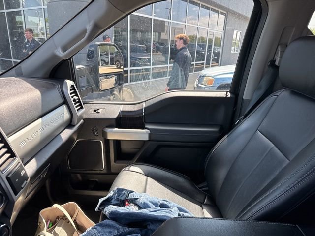 Used 2021 Ford F350 Lariat w/ Lariat Value Package AWD/4WD image 24