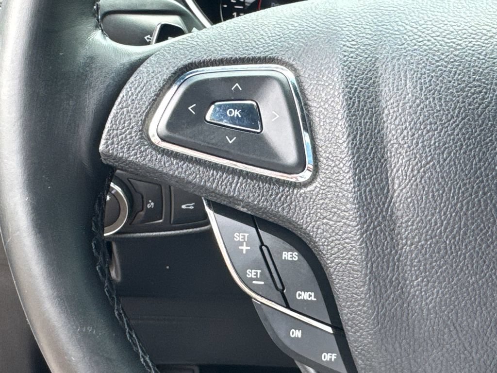 Used 2017 Lincoln MKX Reserve w/ Lincoln MKX Climate Package FWD image 25