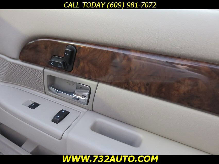 Used 2010 Mercury Grand Marquis LS image 15