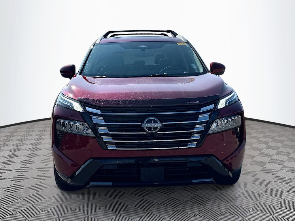 Used 2026 Nissan Rogue Platinum w/ Platinum Premium Package image 2