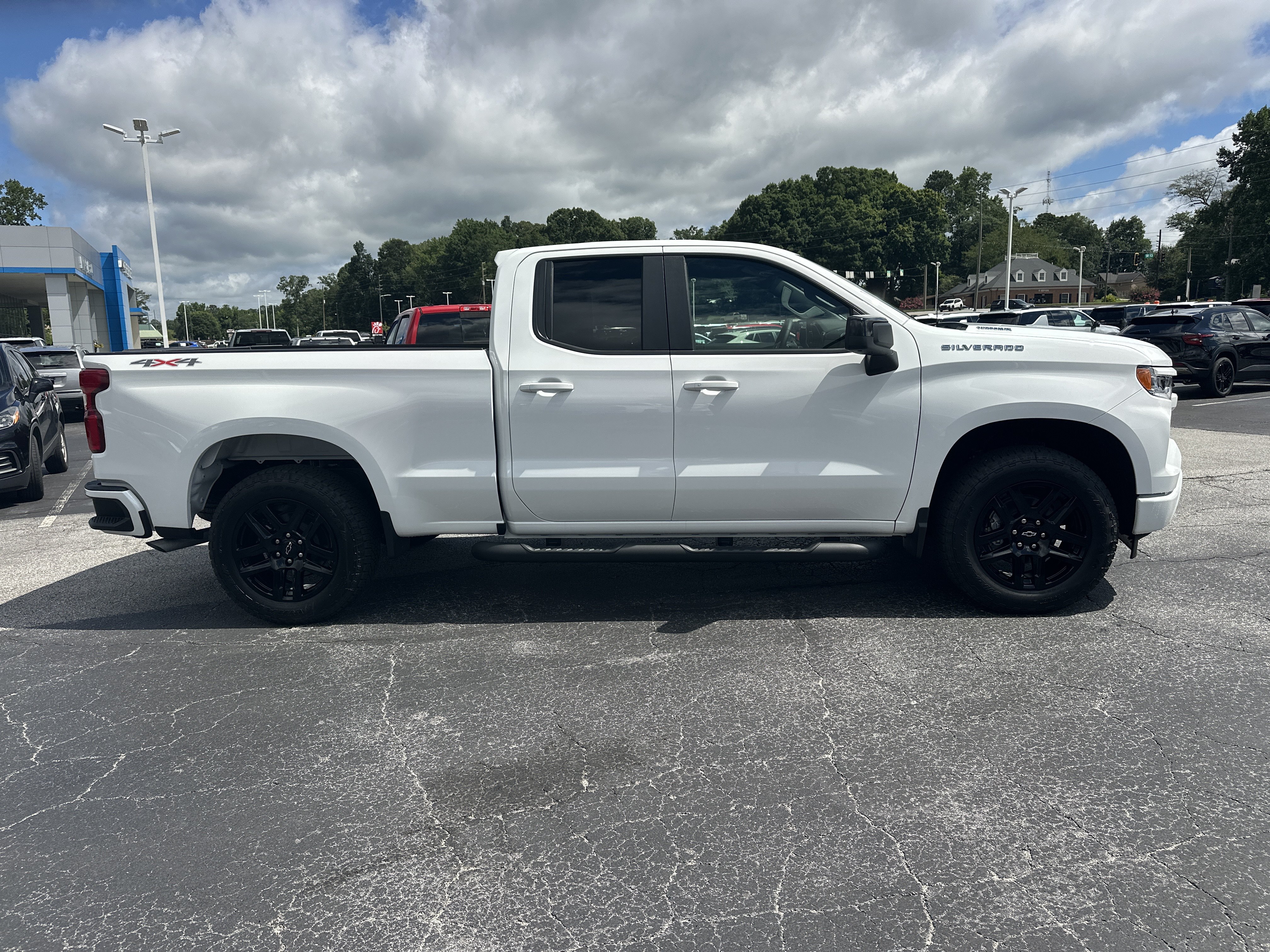 New 2026 Chevrolet Silverado 1500 RST w/ RST Select Package AWD/4WD image 10