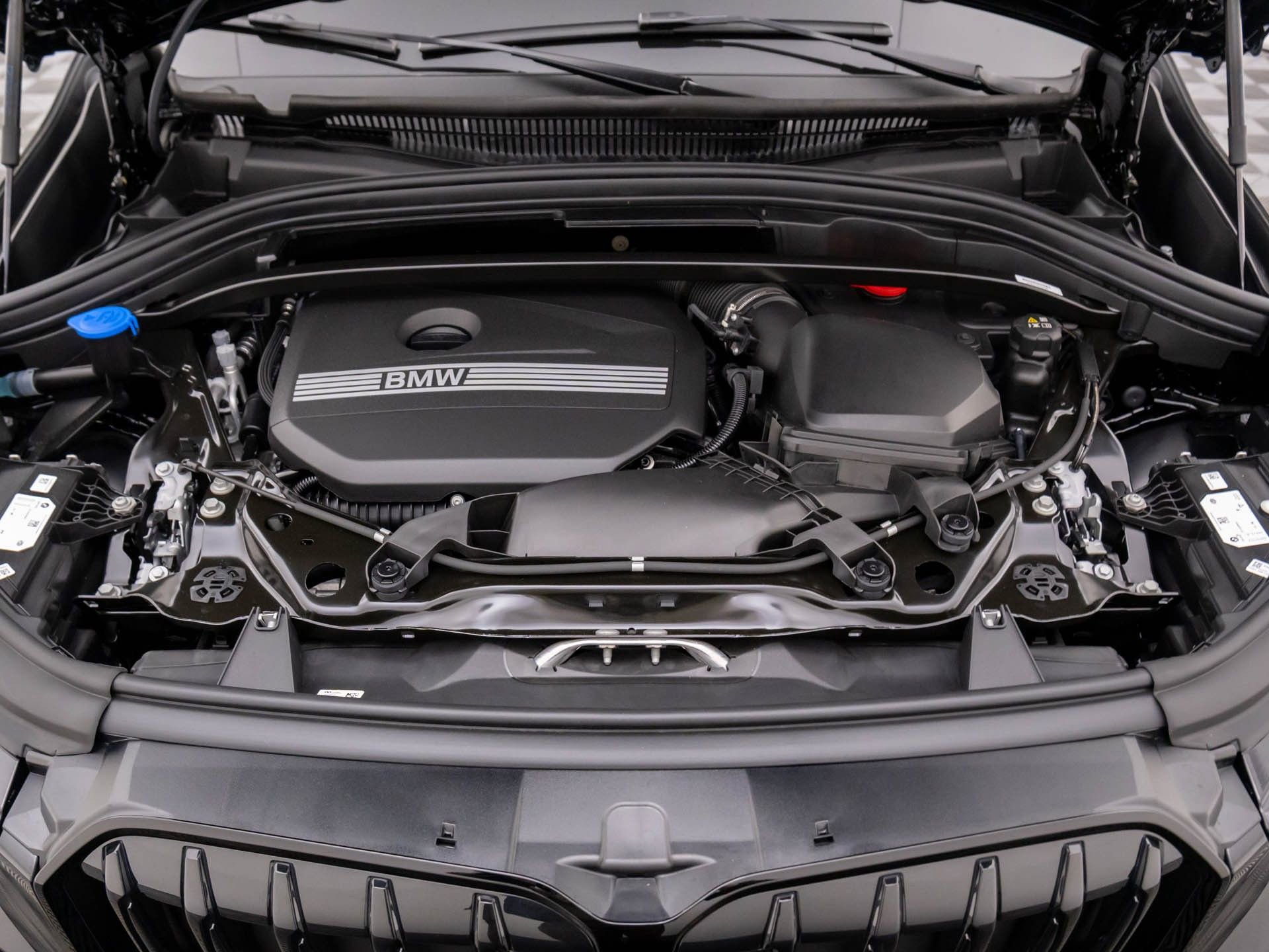 Certified 2025 BMW X1 xDrive28i w/ Technology Package image 29