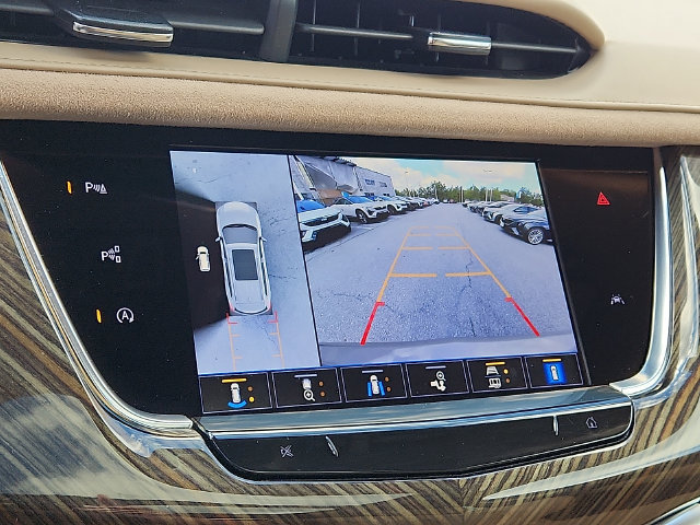 Certified 2022 Cadillac XT6 Sport w/ Platinum Package AWD/4WD image 19