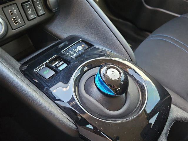 Used 2025 Nissan Leaf SV Plus FWD image 12