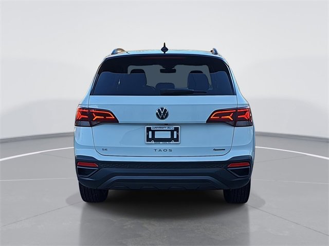 Used 2024 Volkswagen Taos SE image 4