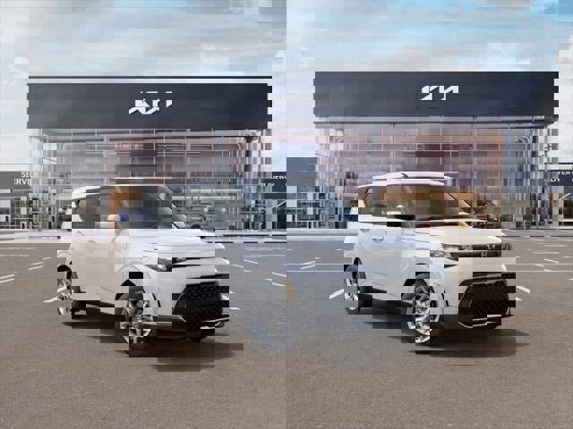 Used 2025 Kia Soul LX w/ LX Technology Package image 8