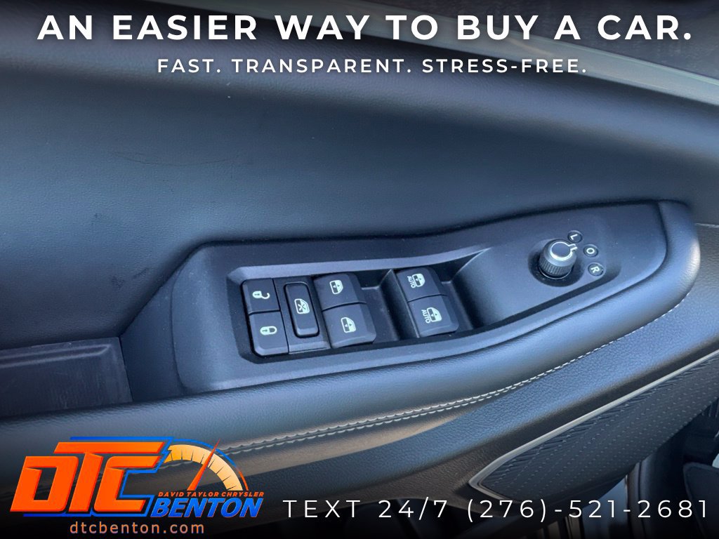 Used 2026 Jeep Grand Cherokee Limited w/ Limited Altitude Package AWD/4WD image 12
