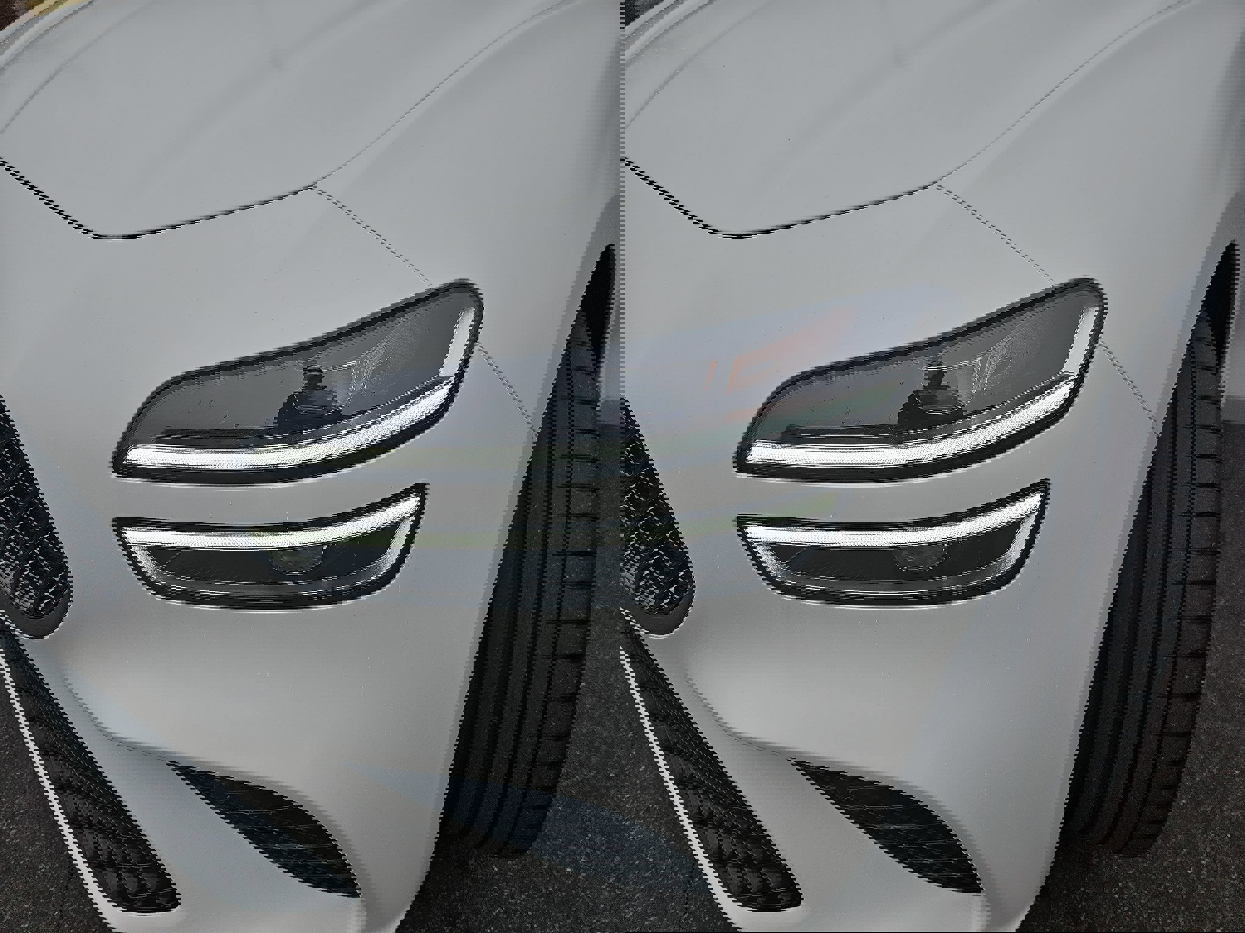 Used 2023 Genesis G70 2.0T w/ Sport Prestige Package image 31