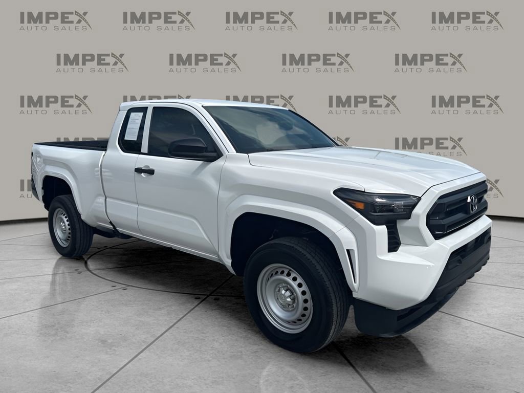 Used 2025 Toyota Tacoma SR w/ Towing Package image 7