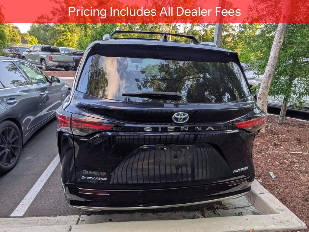 Certified 2025 Toyota Sienna Platinum AWD/4WD image 6