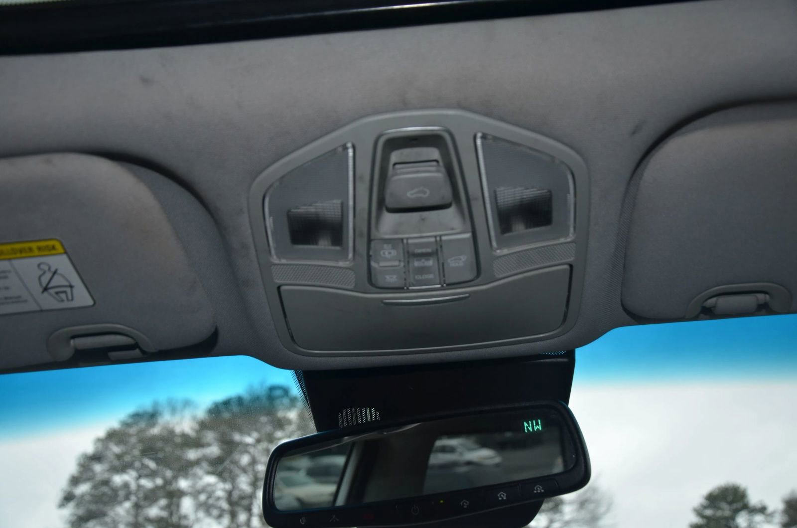 Used 2017 Hyundai Santa Fe Limited image 35