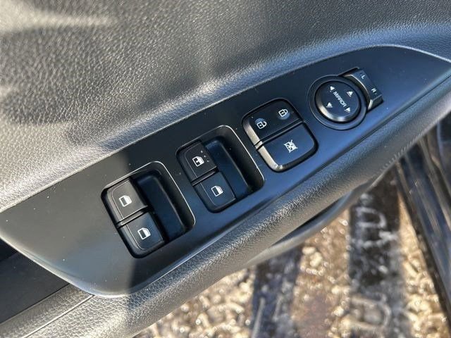 Used 2022 Kia Rio LX image 12