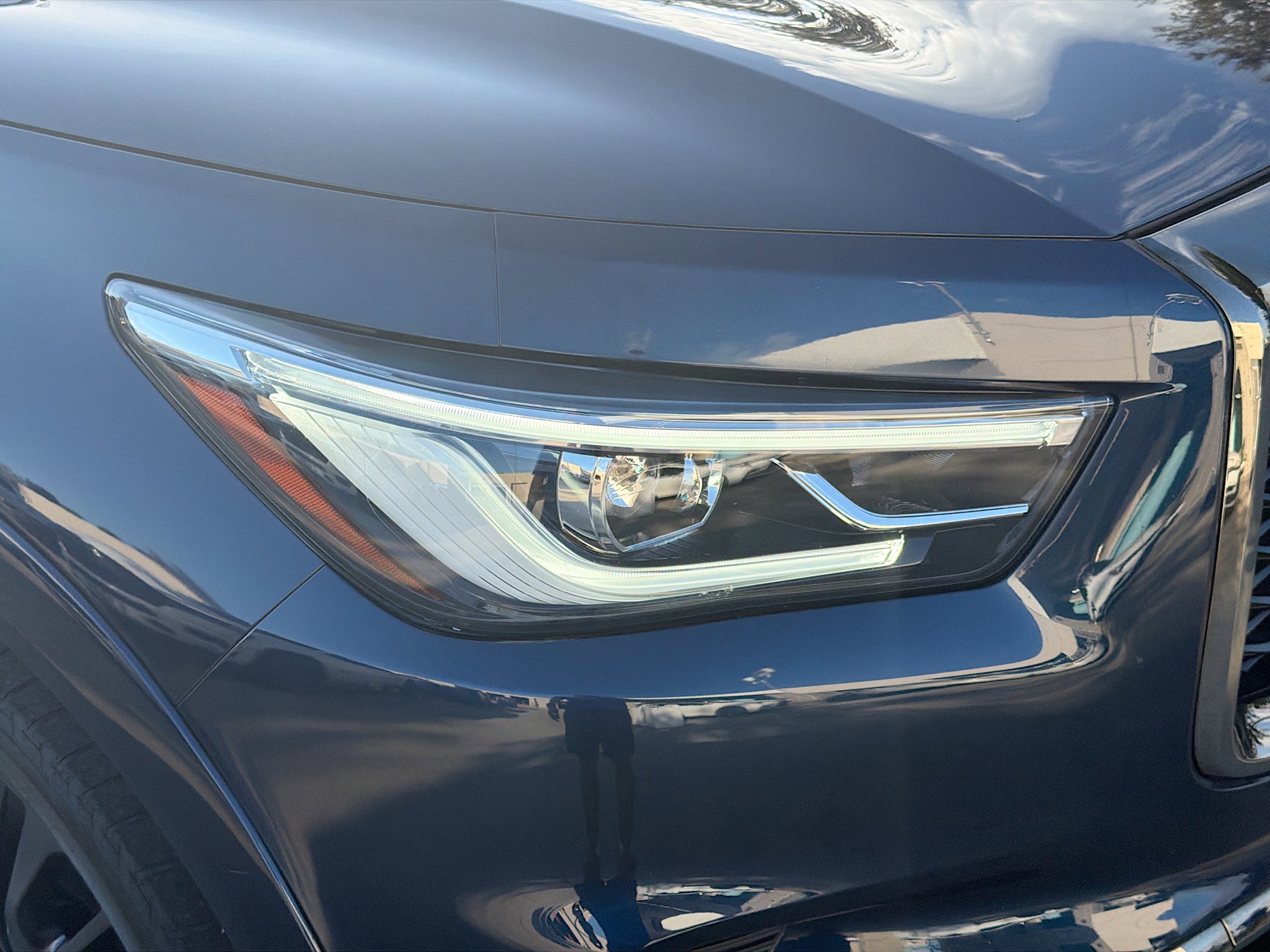 Used 2023 INFINITI QX80 Premium Select w/ Cargo Package image 35