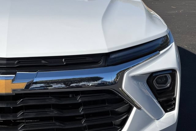 Used 2026 Chevrolet TrailBlazer LT FWD image 50
