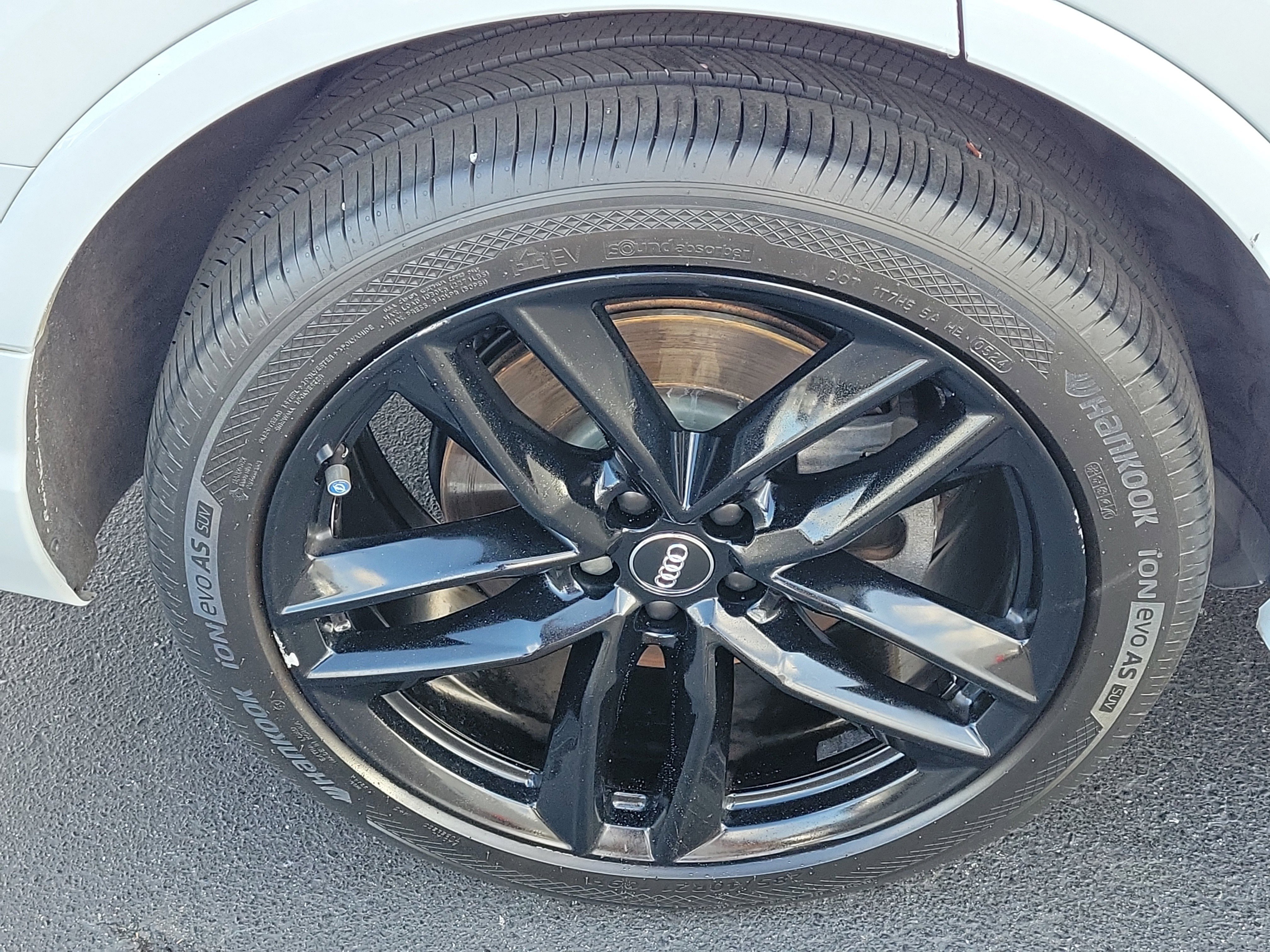 Used 2017 Audi Q7 3.0T Prestige image 7