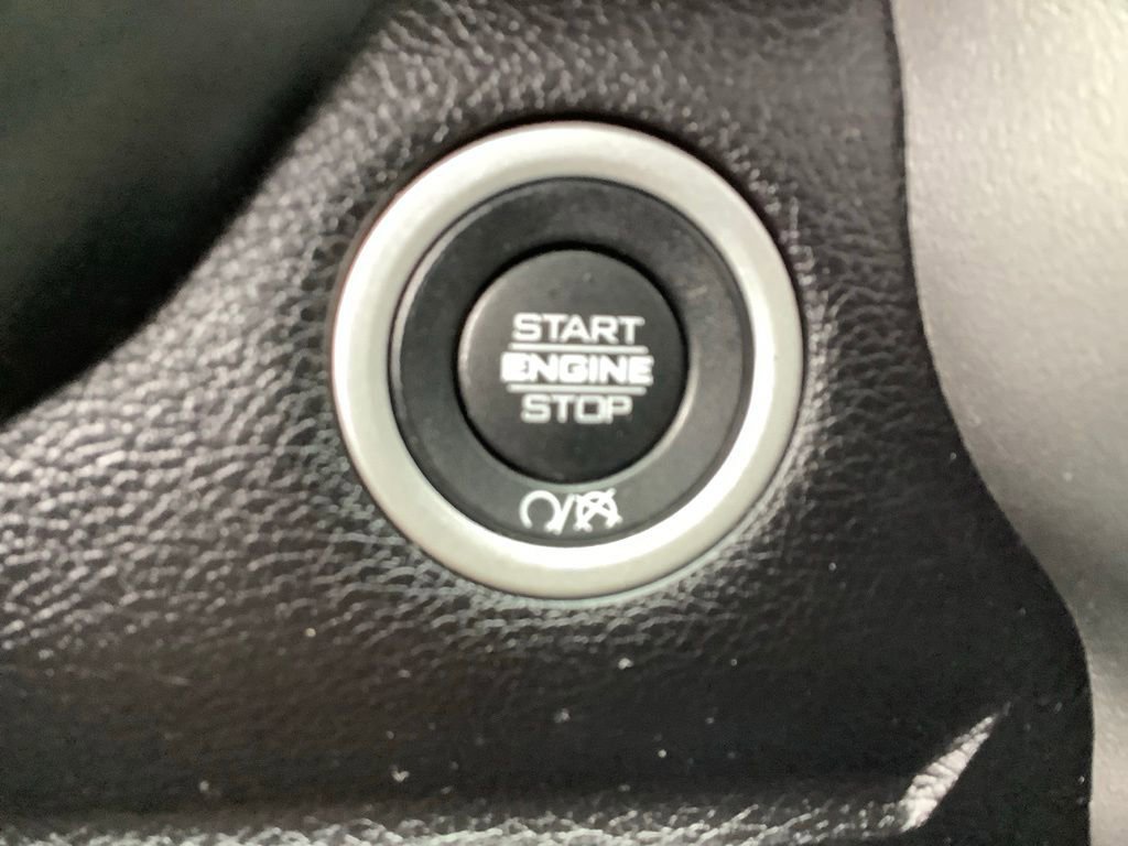 Used 2024 RAM 3500 Big Horn AWD/4WD image 31