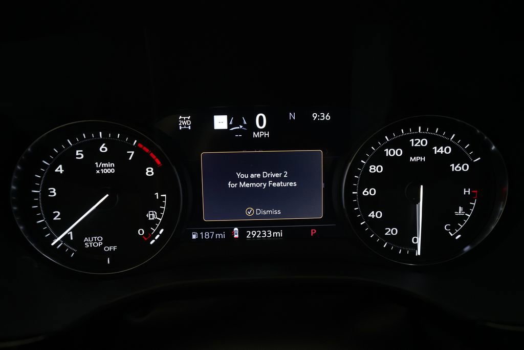 Used 2023 Cadillac XT5 Sportv w/ Technology Package image 2