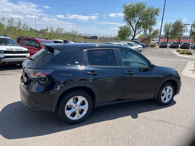 Certified 2024 Honda HR-V LX image 5