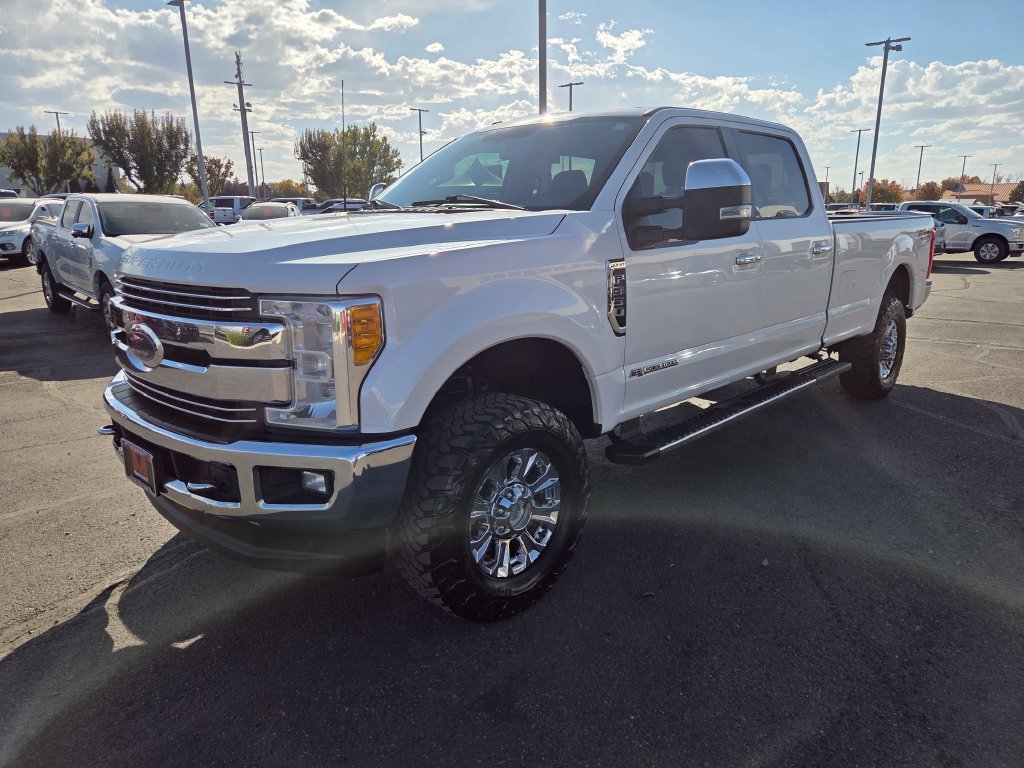 Used 2017 Ford F350 Lariat w/ Chrome Package AWD/4WD image 7