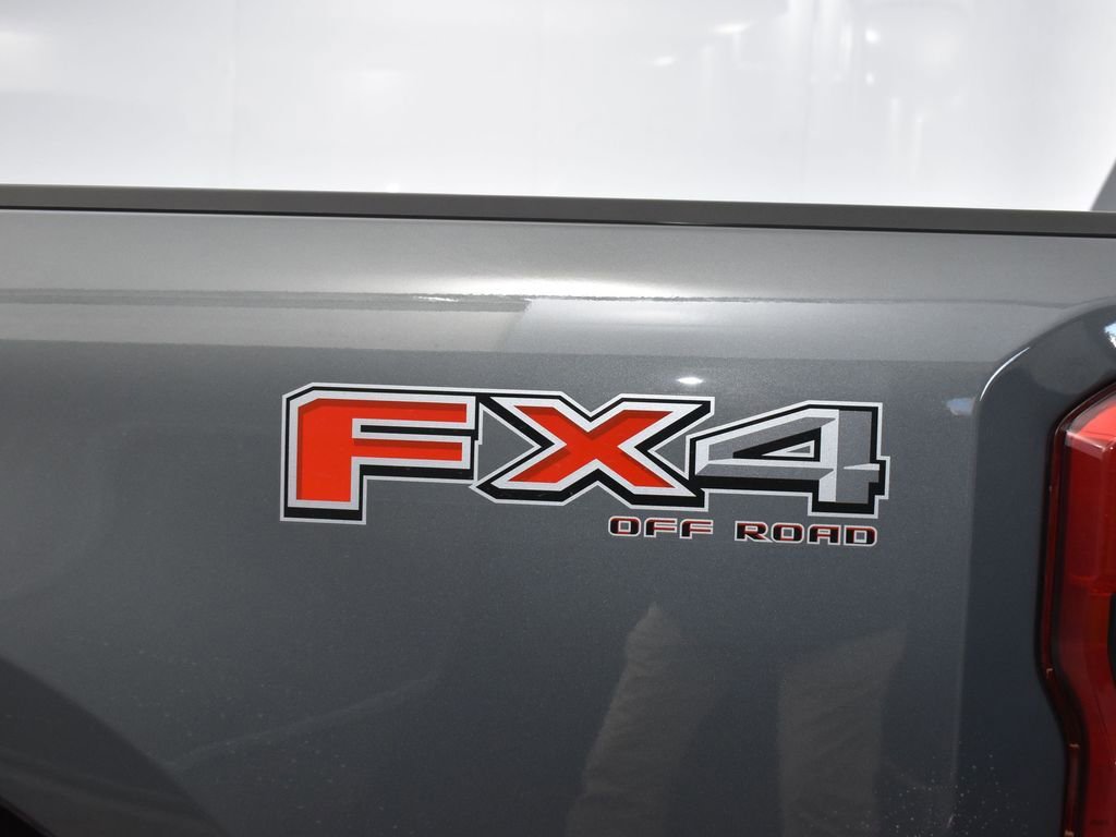 New 2026 Ford F350 Lariat w/ FX4 Off-Road Package image 8