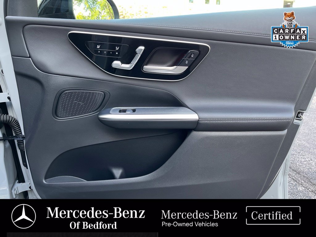 Used 2025 Mercedes-Benz GLC 300 4MATIC image 22