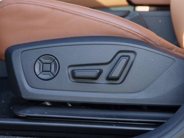 Certified 2025 Audi Q3 2.0T Premium Plus w/ Premium Plus Package image 20