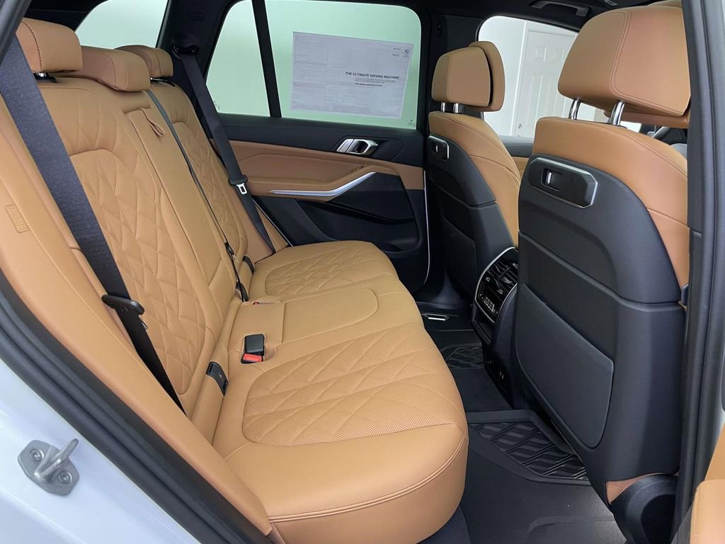 New 2026 BMW X5 xDrive50e AWD/4WD image 19